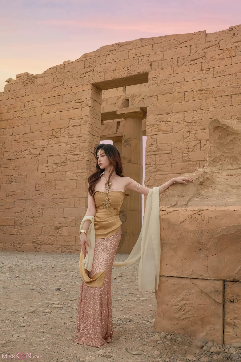 Coser@年年Nnian: 圣墟 (60 photos)