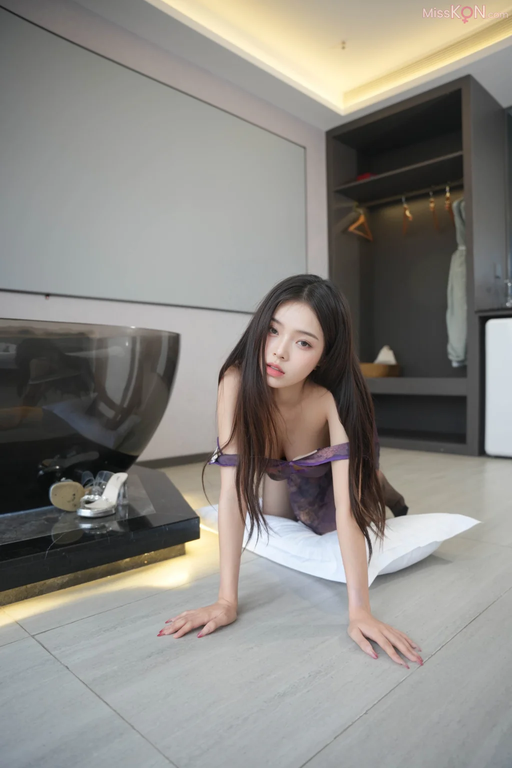 [XR Uncensored] 小奶娇: R18 秀人网模特 复古旗袍黑丝 (91 photos) – Page 3