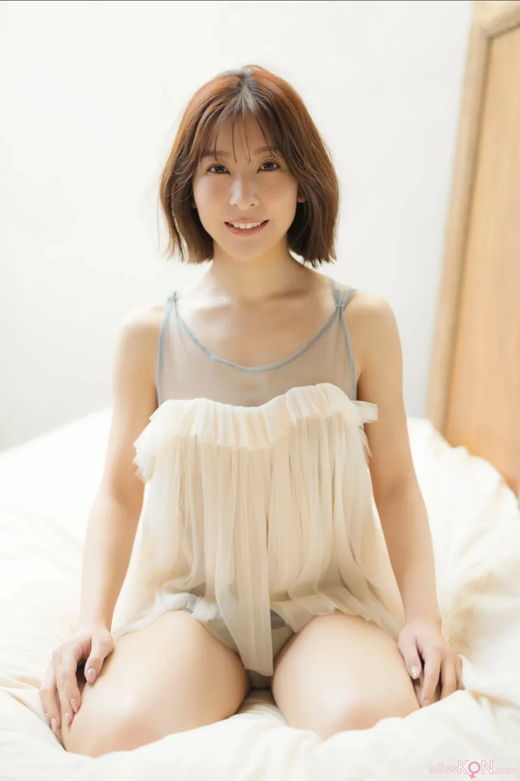 [JP] Narumi Itano (板野成美): FRIDAYデジタル写真集 なるほど、グッドボディ Vol.1 (43 photos) – Page 3