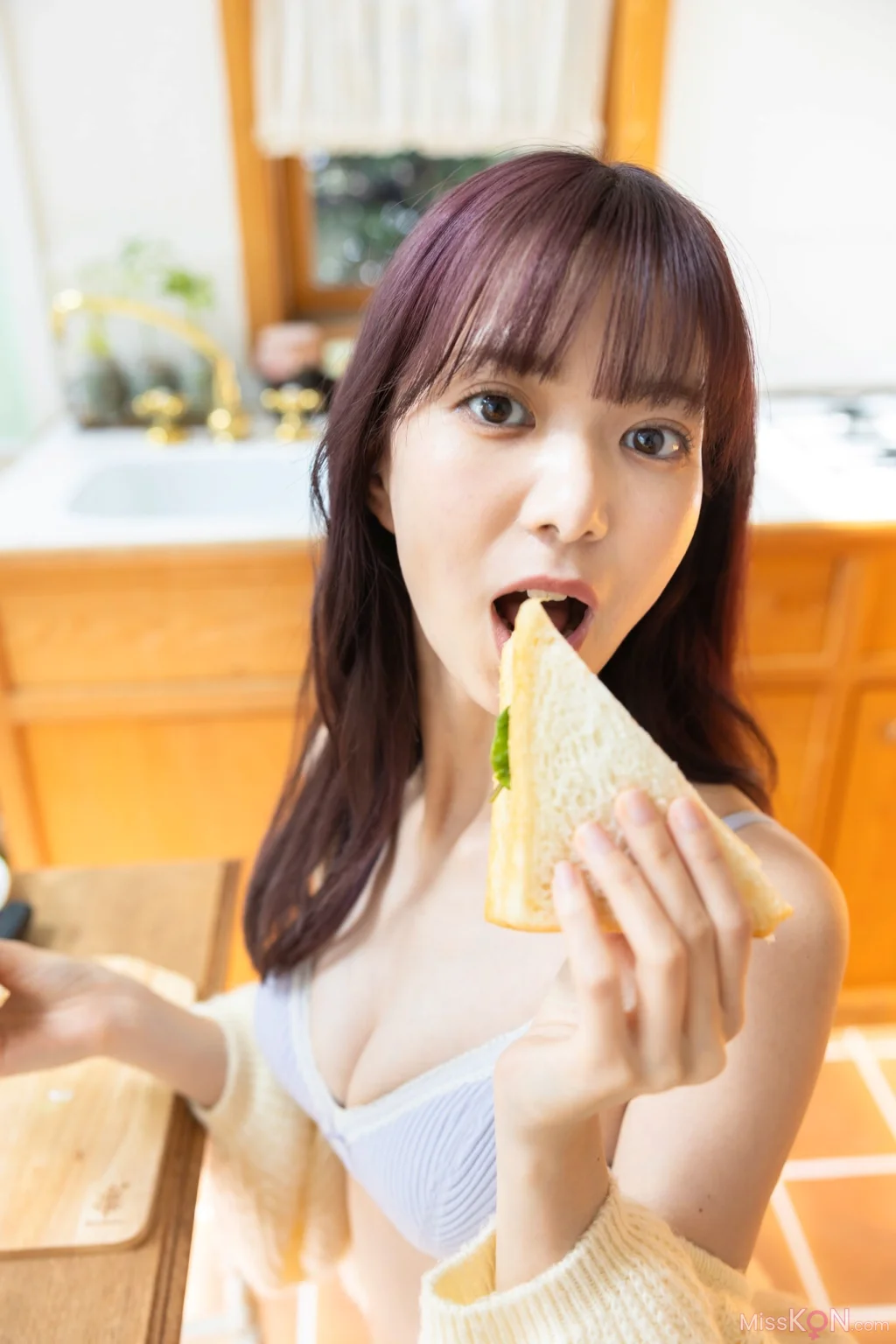 [JP] Riko Matsudaira (松平璃子):「白鳥のようなボディライン」 ＳＰＡ！デジタル写真集 (ＳＰＡ！ＢＯＯＫＳ) (51 photos) – Page 2