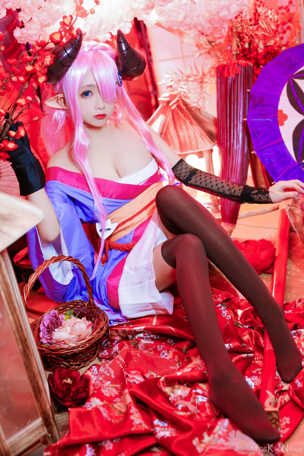 Coser@日奈娇: 碧蓝幻想 娜露梅亚 (38 photos)