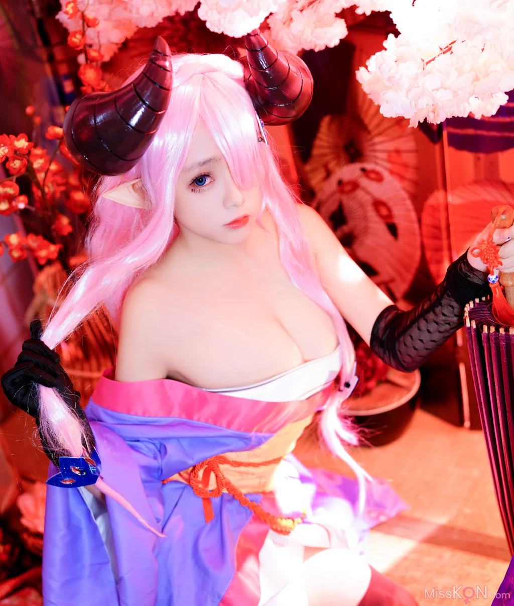 Coser@日奈娇: 碧蓝幻想 娜露梅亚 (38 photos)