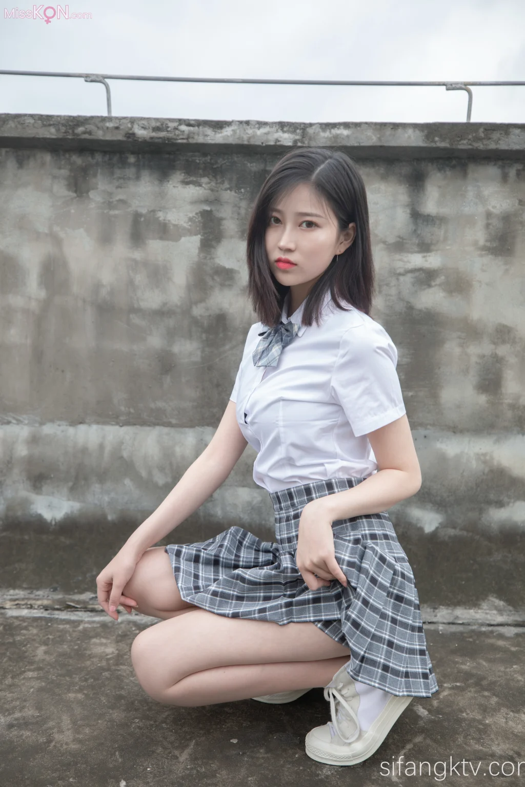 Coser@年年Nnian: 天台JK (78 photos + 1 video) – Page 2