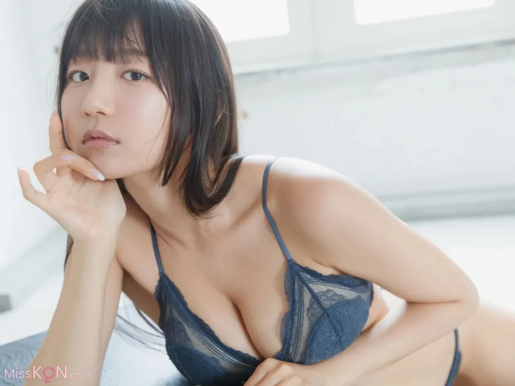 [JP] Eunji Pyo (표은지): FRIDAYデジタル写真集 Juicy (72 photos)