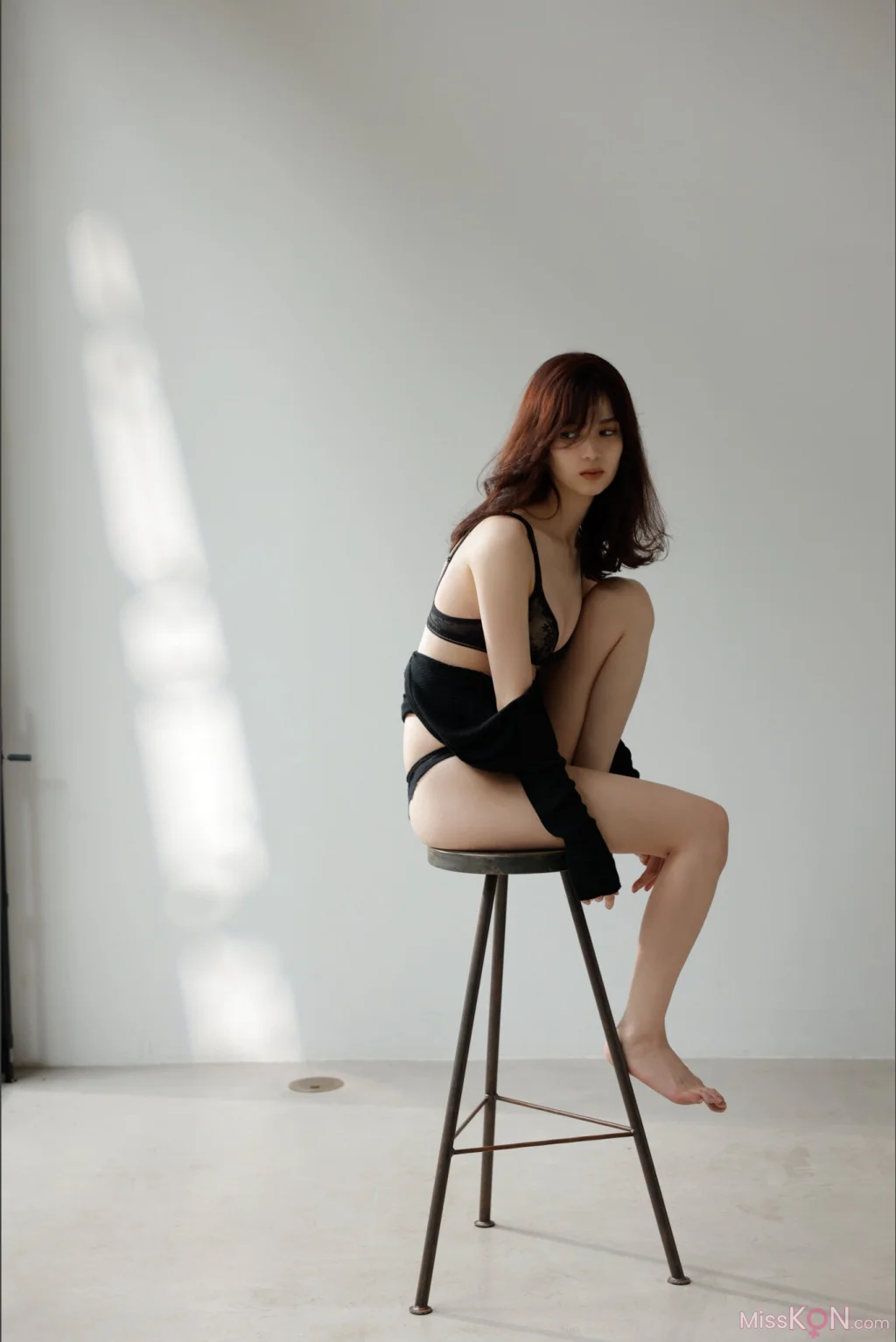 [JP] Riko Matsudaira (松平璃子): FRIDAYデジタル写真集 「艶っぽくて、色っぽい。」ｖｏｌ．１ (49 photos) – Page 2
