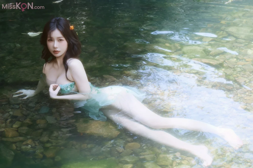 [XR Uncensored] Yin Tian Tian (尹甜甜): R18 秀人网模特 溪水边 (73 photos)