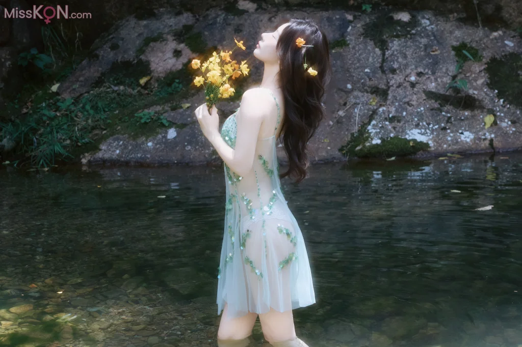 [XR Uncensored] Yin Tian Tian (尹甜甜): R18 秀人网模特 溪水边 (73 photos) – Page 4