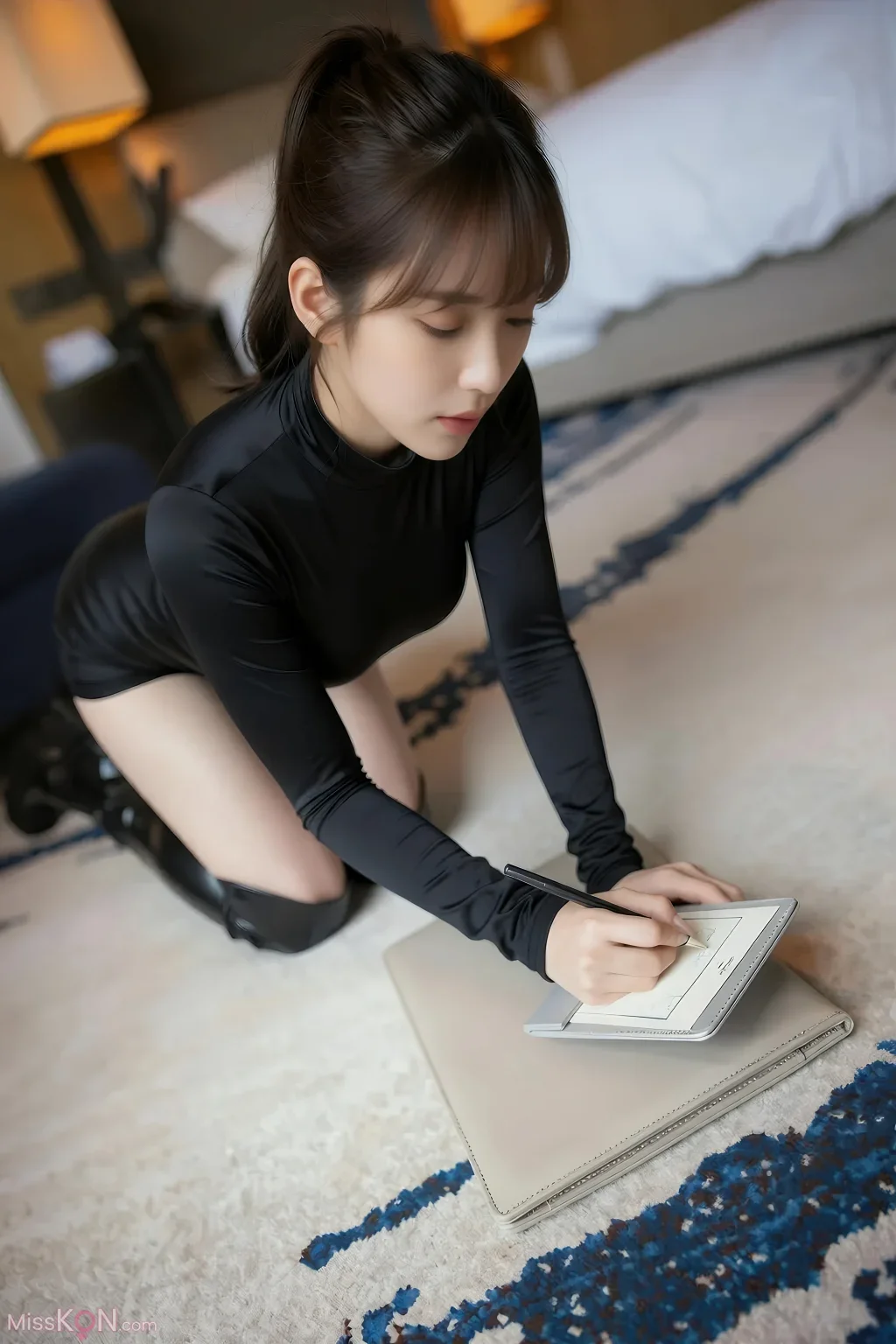 [AIGirl] 佳汐 黑衣长靴 (69 photos)