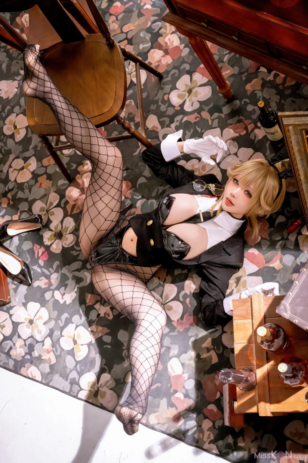Coser@星之迟迟Hoshilily: 2026年04月计划 Nikke胜利女神 爱德·特务兔女郎 (49 photos)