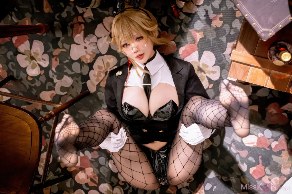 Coser@星之迟迟Hoshilily: 2026年04月计划 Nikke胜利女神 爱德·特务兔女郎 (49 photos)