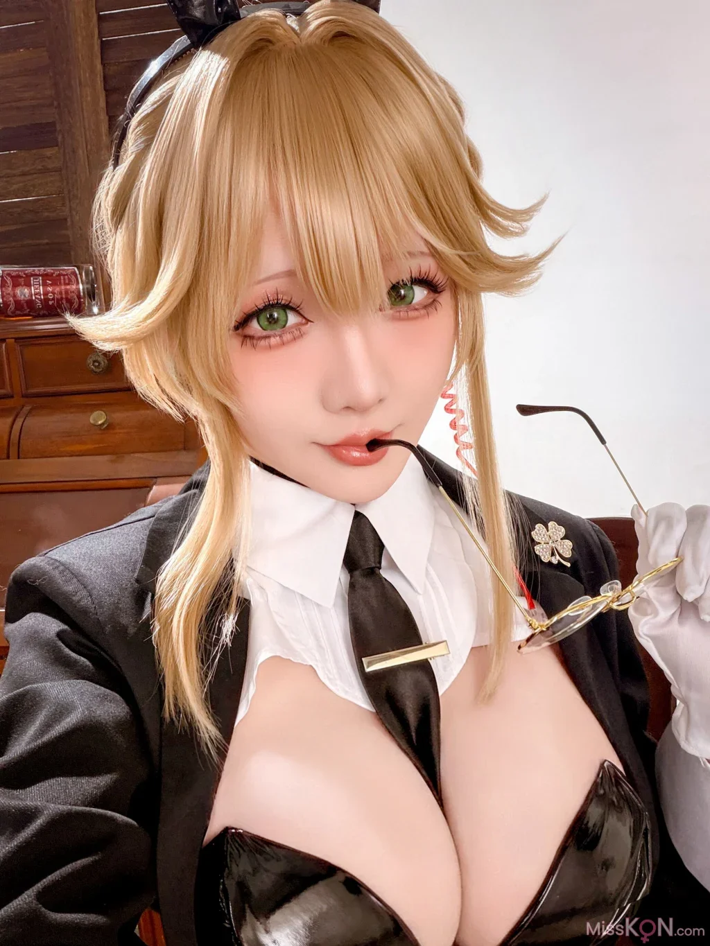 Coser@星之迟迟Hoshilily: 2026年04月计划 Nikke胜利女神 爱德·特务兔女郎 (49 photos) – Page 2