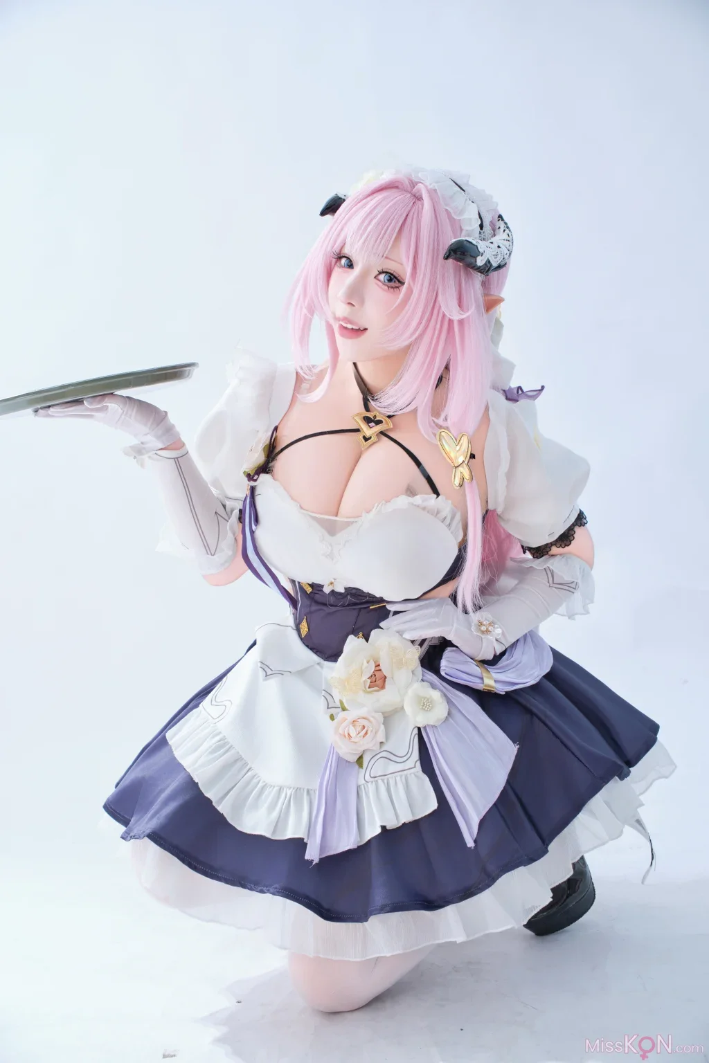 Coser@胡桃猫Kurumineko: 崩坏三 爱莉希雅 女仆 (125 photos + 3 videos)