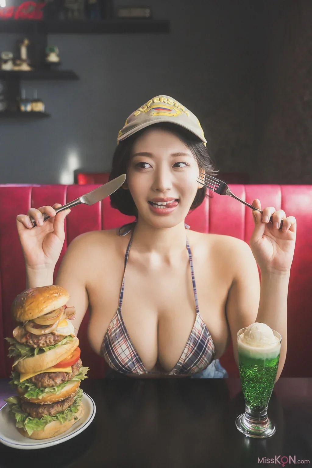 [JP] Fubuki Kei (風吹ケイ): 【オールアザー版】風吹ケイ写真集 StrawberrySoda (58 photos)