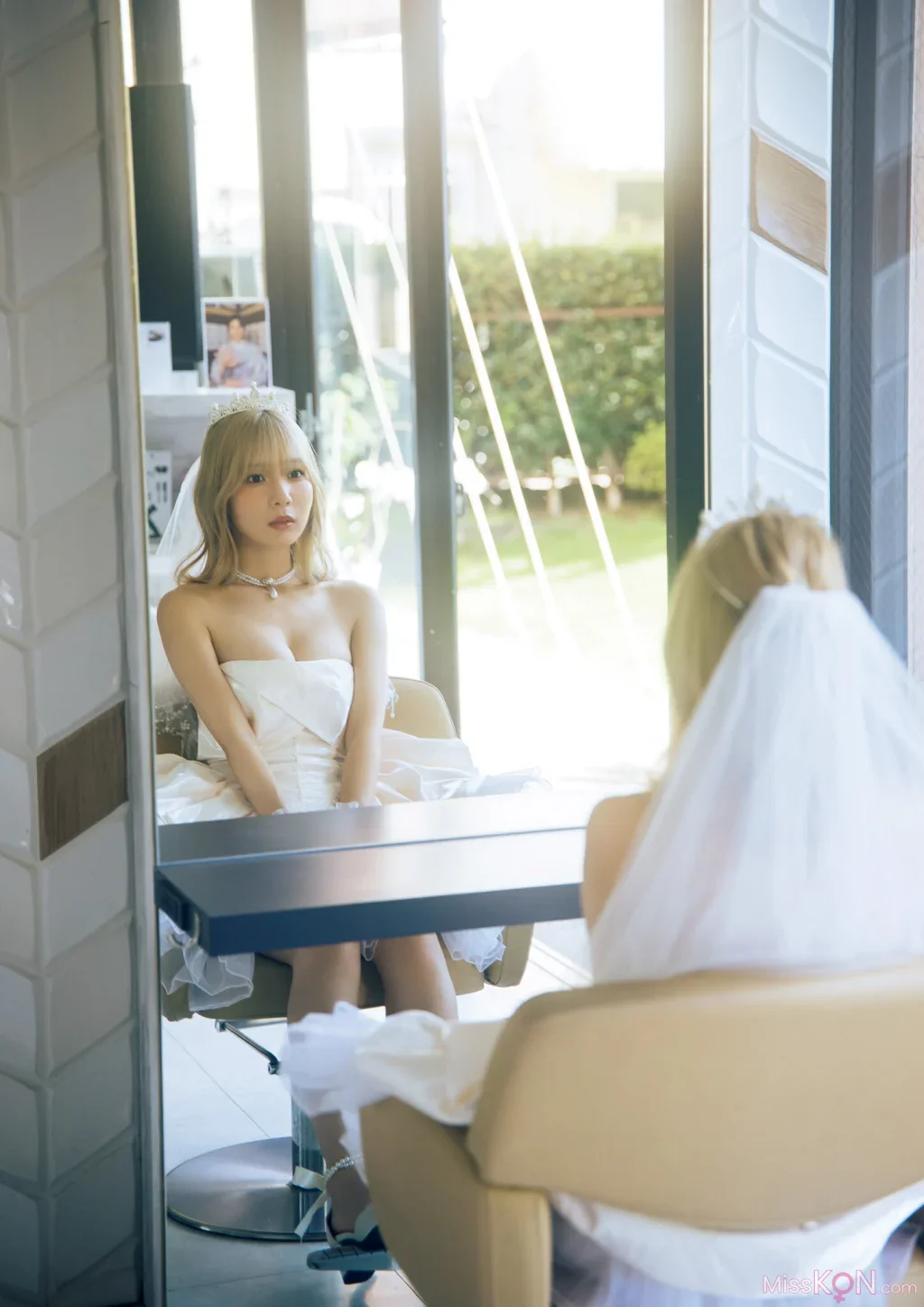 [JP] Oku Yui (奥ゆい): 1st写真集 ゆいゆい (133 photos)