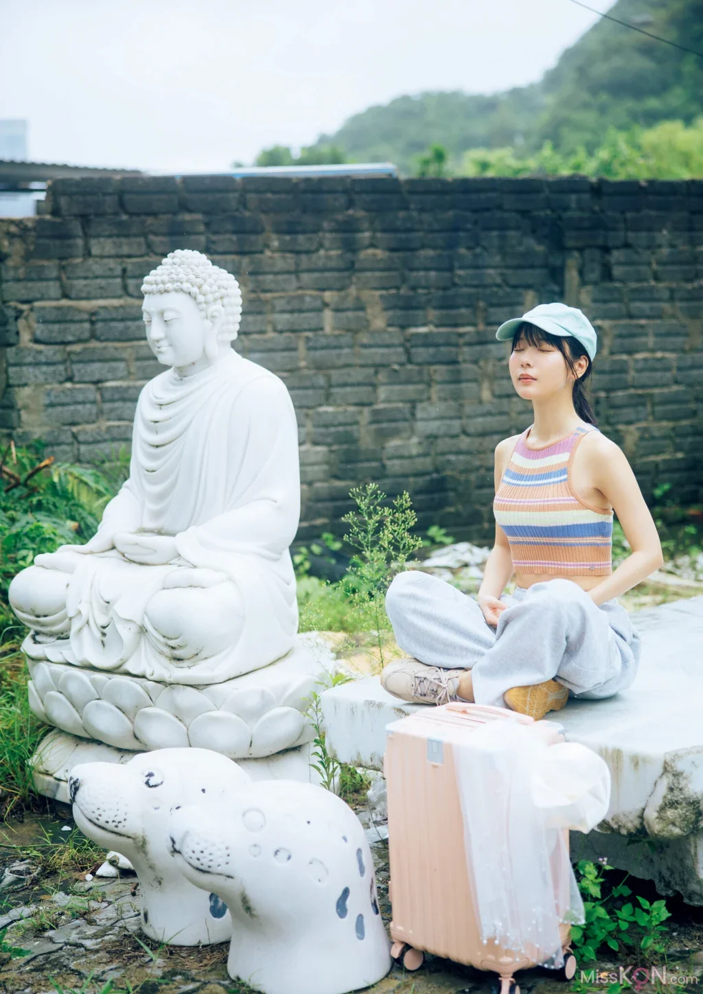 [JP] Oku Yui (奥ゆい): 1st写真集 ゆいゆい (133 photos)