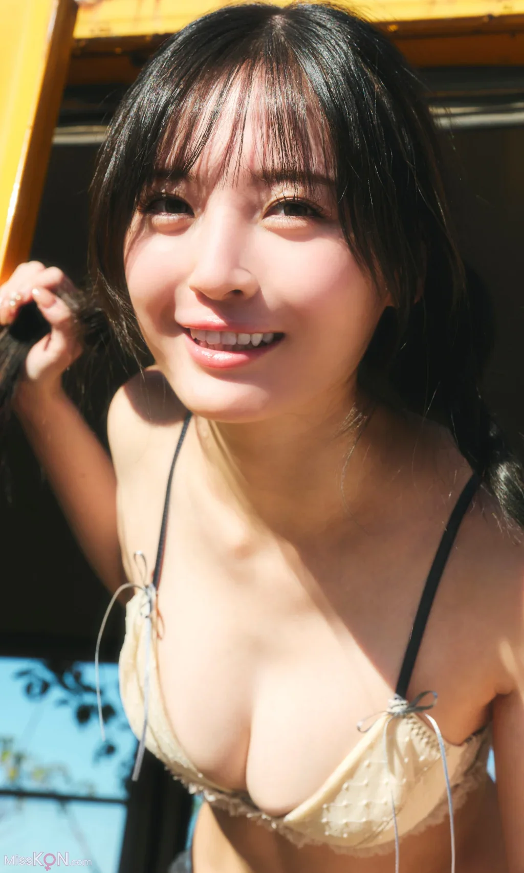 [JP] Yura Yura (由良ゆら): 【デジタル限定】由良ゆら写真集「ふゆゆら！」 (55 photos)