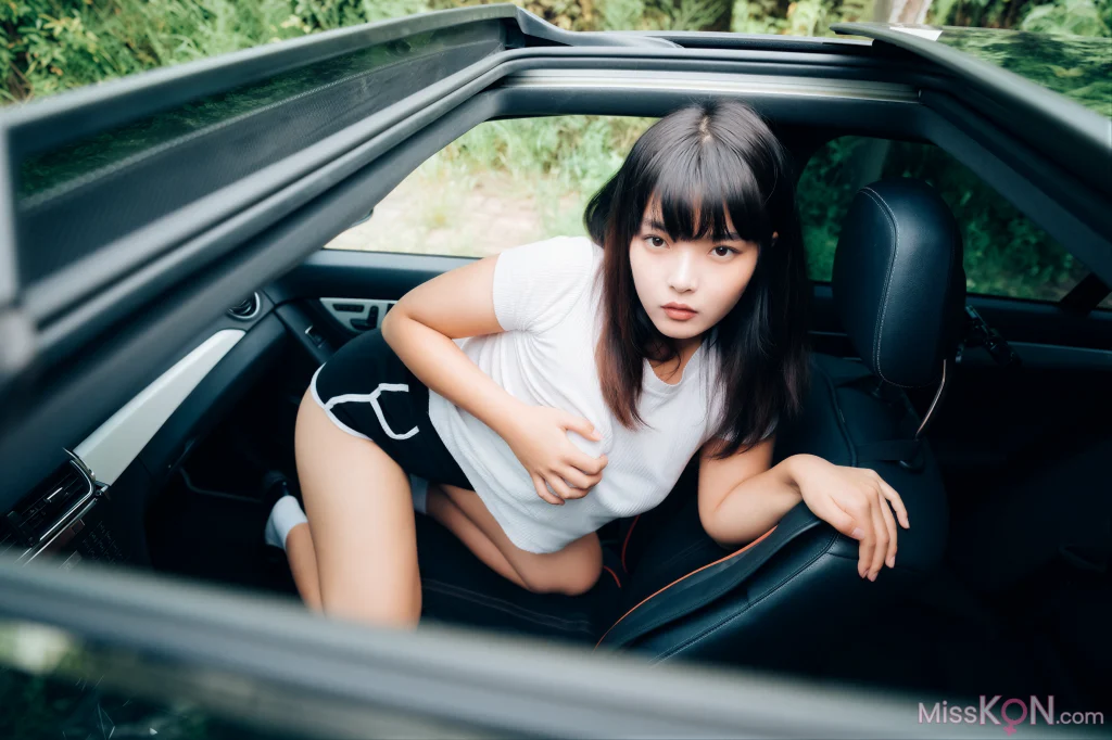 [AI Enhanced] Haivia: Mina (송민아) [Cafe Drive] (33 photos)