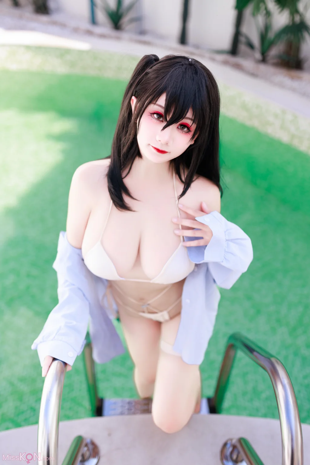 Coser@阿雪雪: 大凤泳装 (86 photos + 1 video)