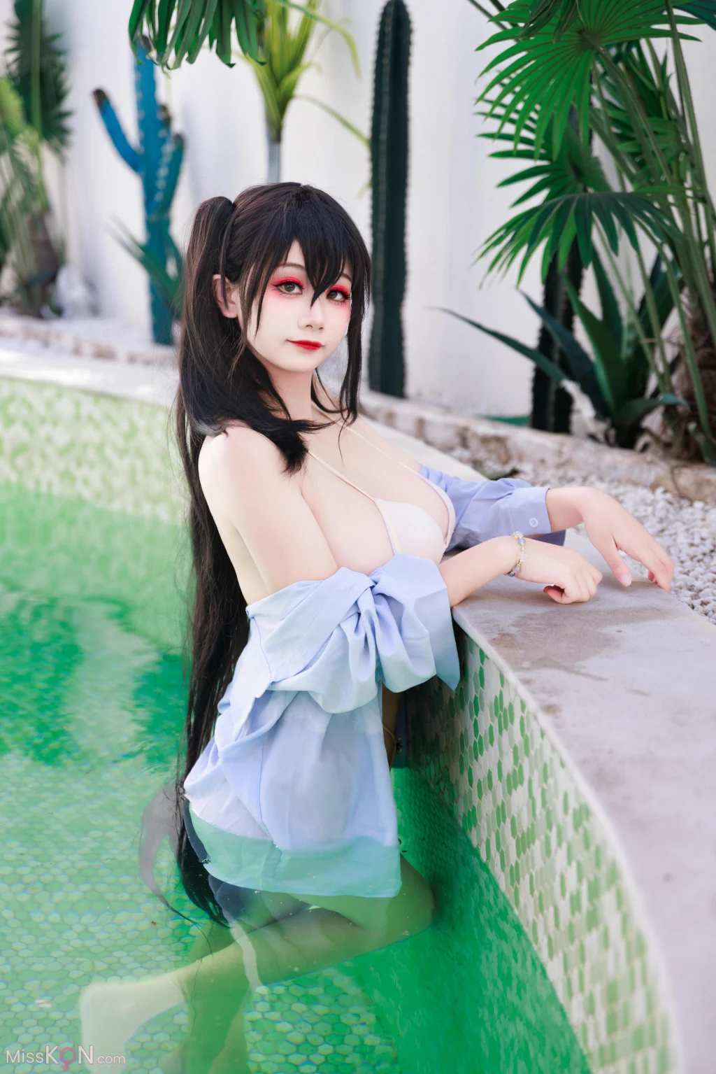 Coser@阿雪雪: 大凤泳装 (86 photos + 1 video)
