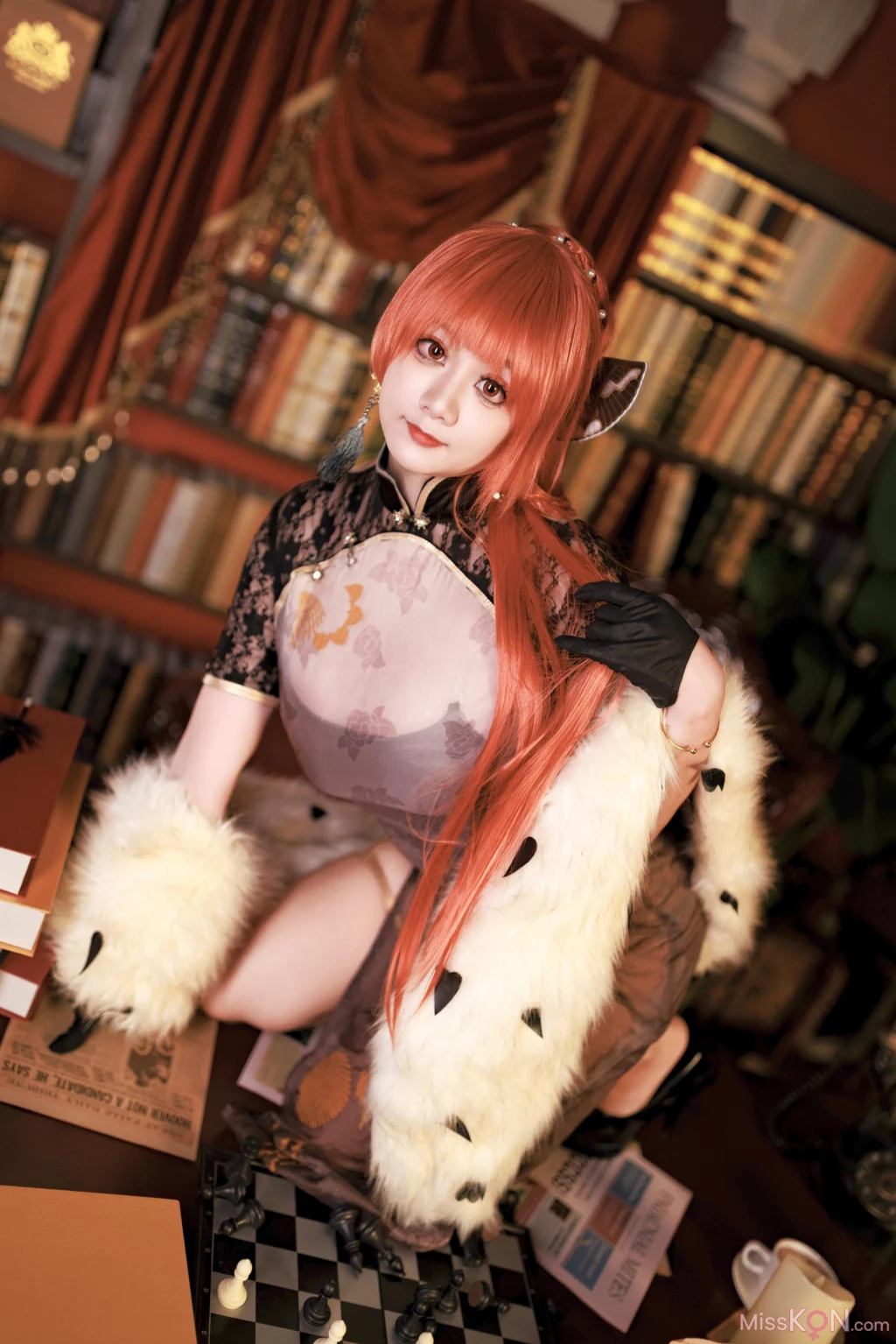 Coser@阿雪雪: 君主旗袍 (83 photos + 7 videos)