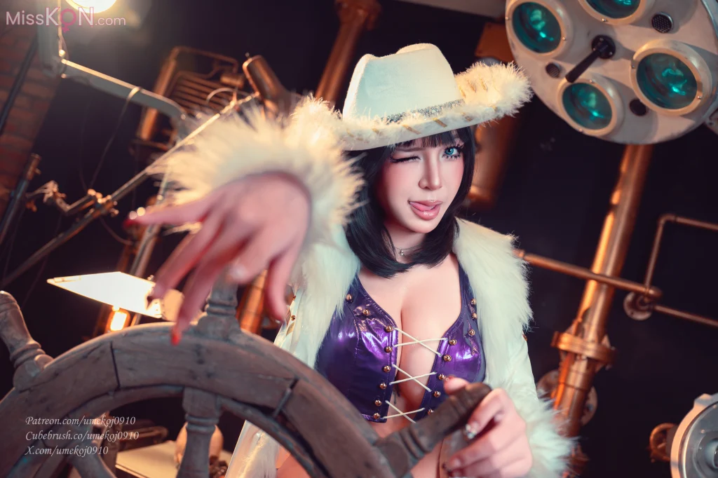 Coser@UmekoJ: Nico Robin Alabasta (One Piece) (119 photos + 9 videos)