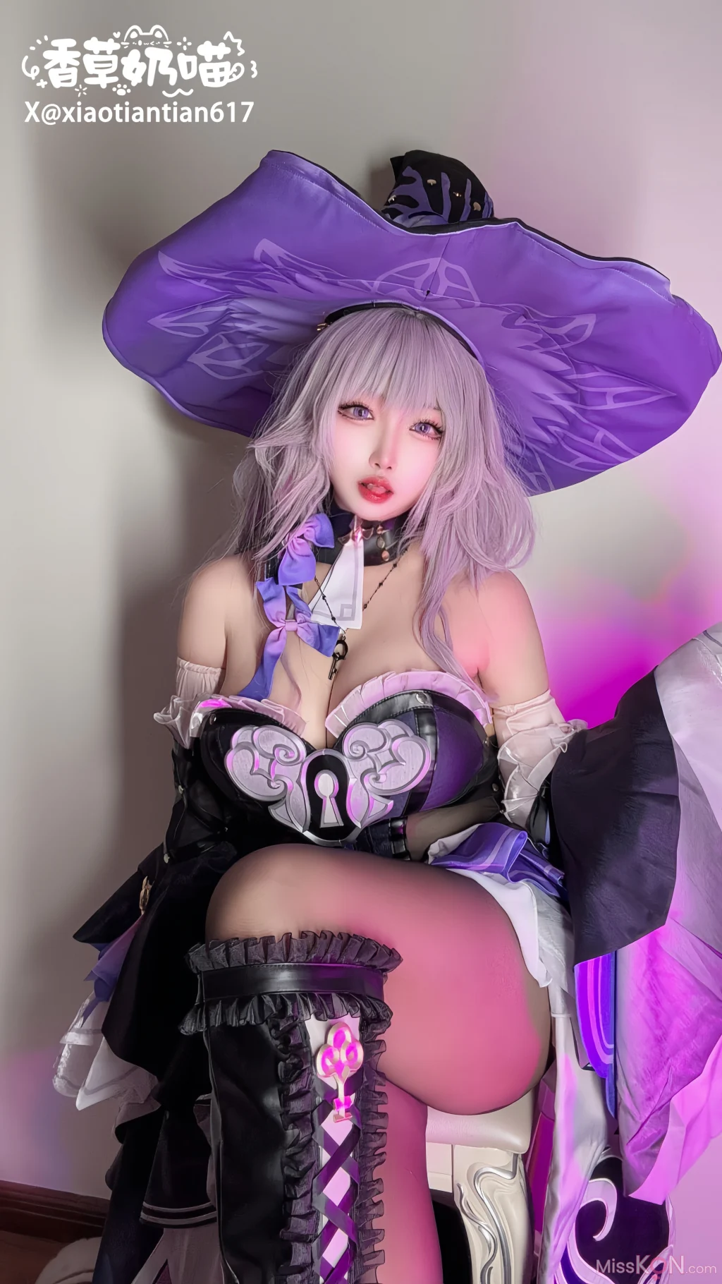 Coser@香草奶喵: 大黑塔典藏版 (109 photos + 32 videos)