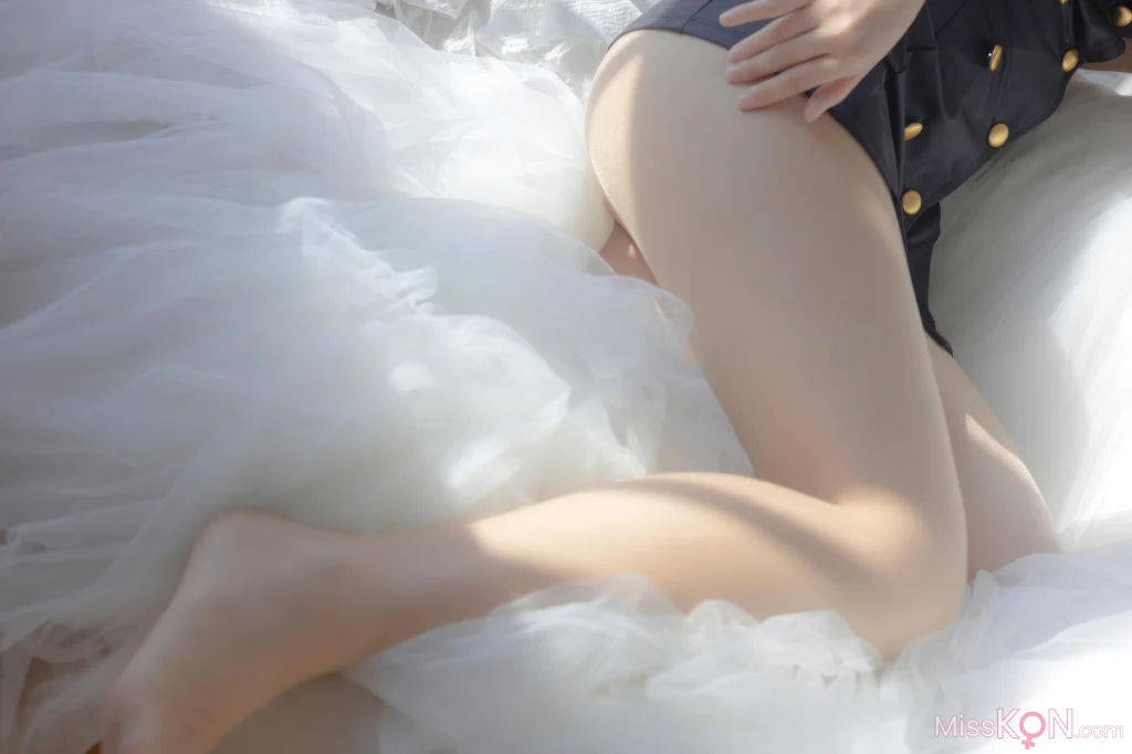 Coser@疯猫ss: 黑色制服 (40 photos)