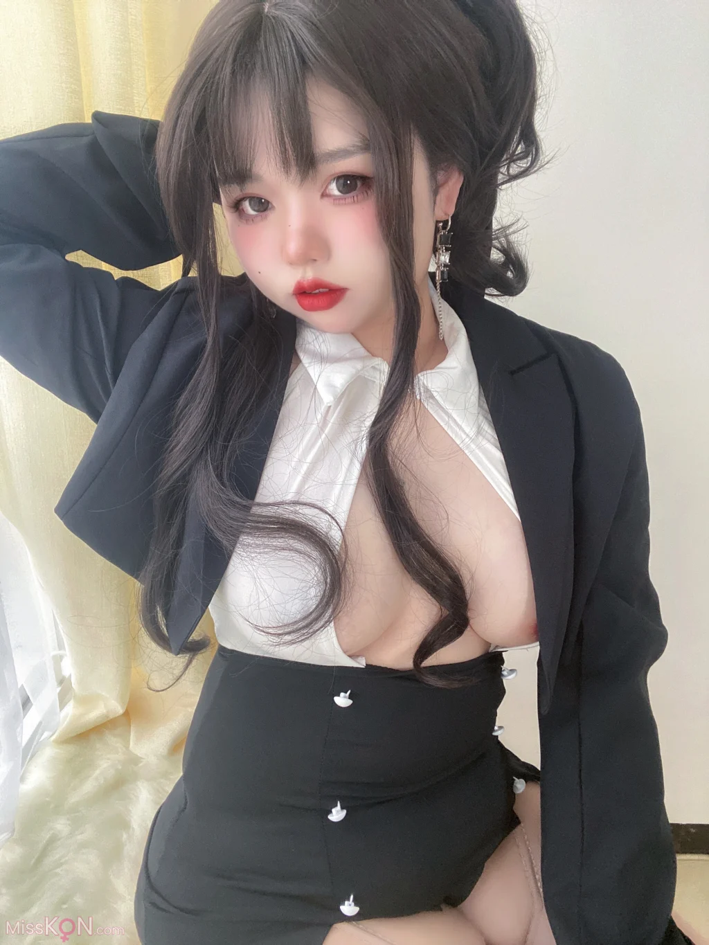 Coser@鸽鸽咕咕w(我想吃麦当劳): Sexy大姐姐 (30 photos + 1 video) – Page 2