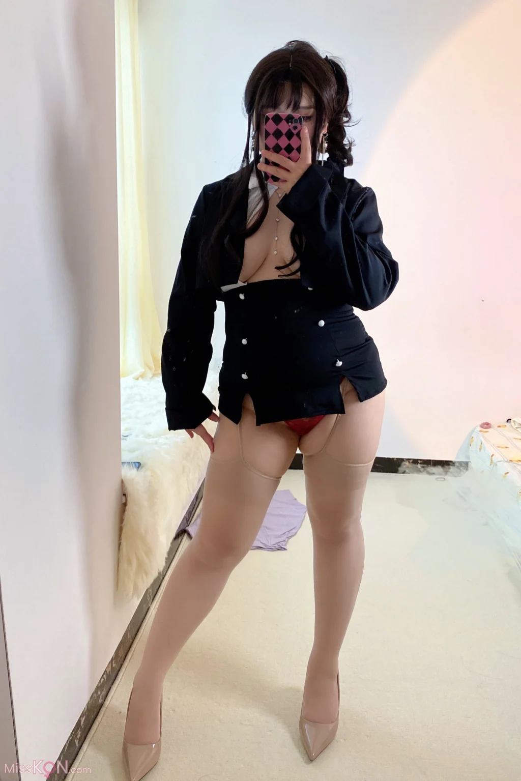 Coser@鸽鸽咕咕w(我想吃麦当劳): Sexy大姐姐 (30 photos + 1 video) – Page 2
