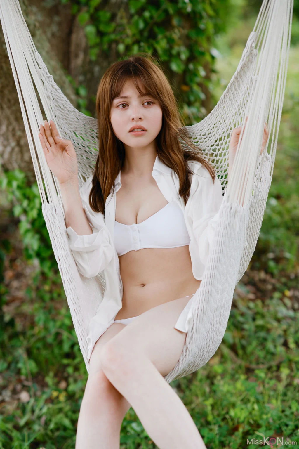 [JP] Nana Kato (加藤ナナ): FRIDAYデジタル写真集 「ドールなビキニボディ Vol.3 109ページ完全版」 (126 photos)