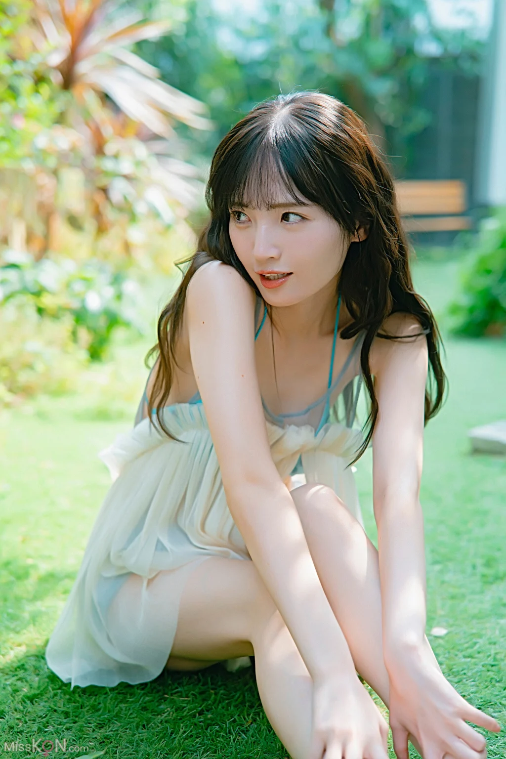 [JP] Yura Yura (由良ゆら): 漫画アクションデジタル写真集 「ゆらゆらしたい時に見たい女の子」 (47 photos) – Page 2