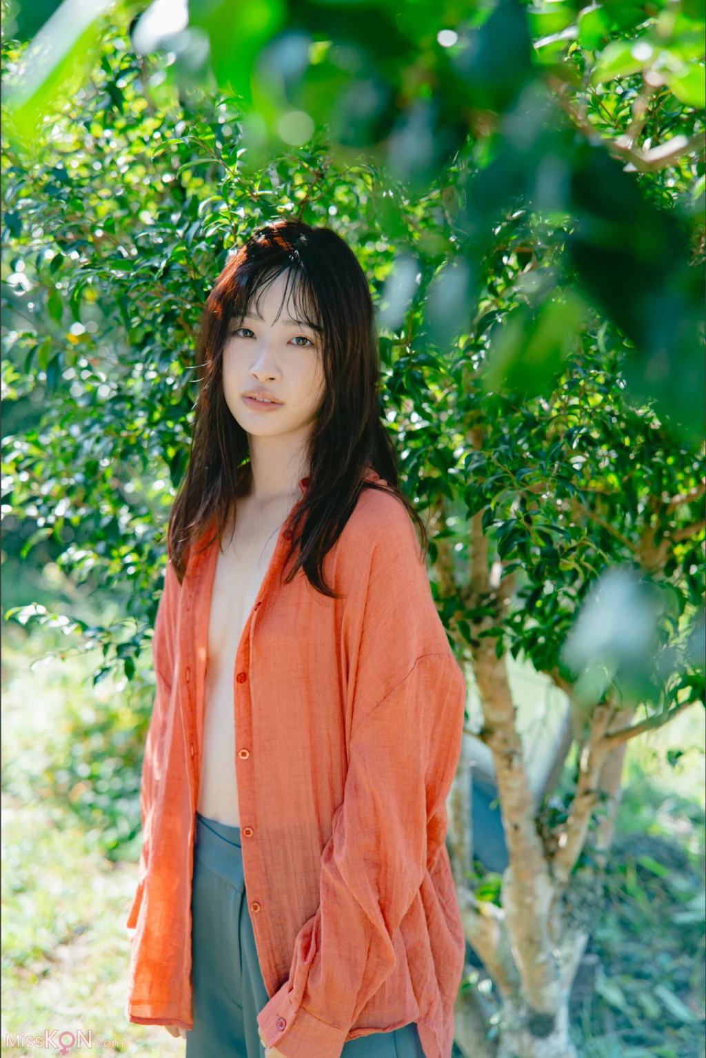 [JP] Yuuka Oki (沖侑果): FRIDAYデジタル写真集 おきのまにまに Vol.1 (40 photos) – Page 2