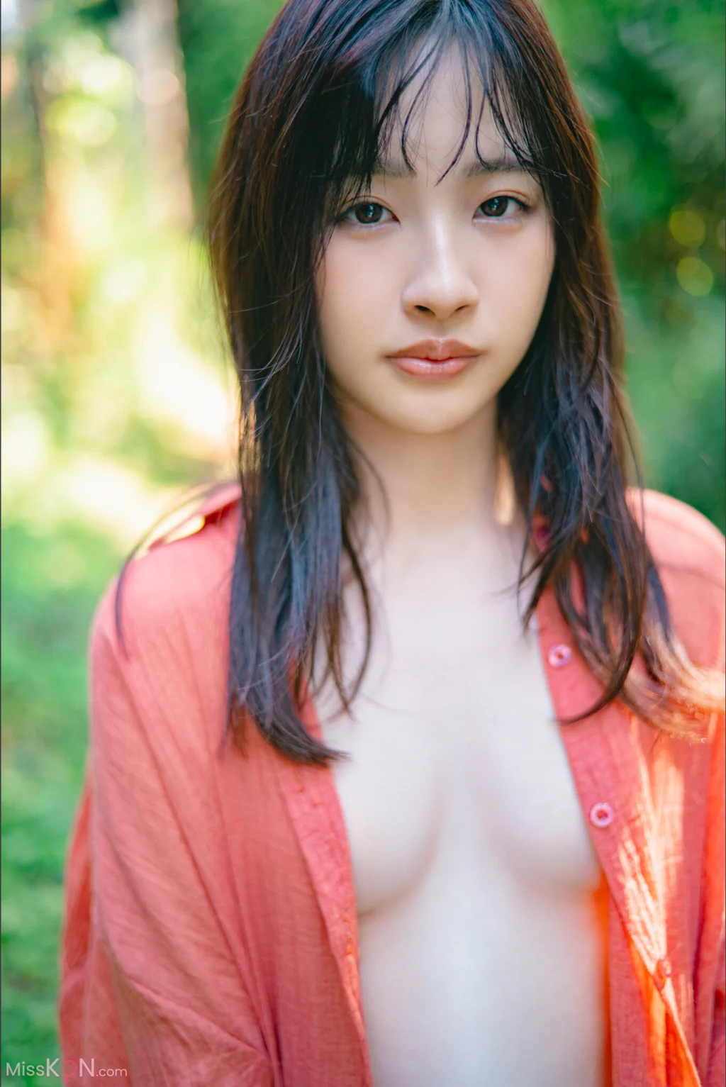 [JP] Yuuka Oki (沖侑果): FRIDAYデジタル写真集 おきのまにまに Vol.1 (40 photos) – Page 2