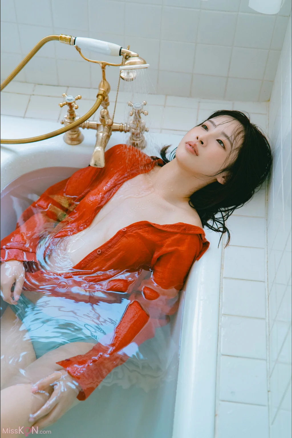 [JP] Yuuka Oki (沖侑果): FRIDAYデジタル写真集 おきのまにまに Vol.1 (40 photos) – Page 2