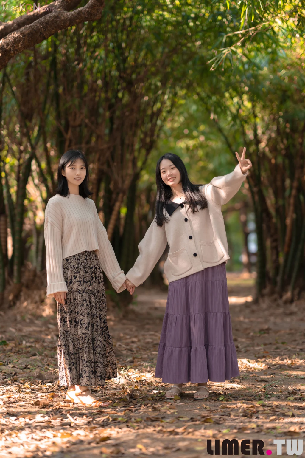 [Limerence原创] No.112 Mona x Cosima 大自然與足的親密接觸 (141 photos + 1 video)