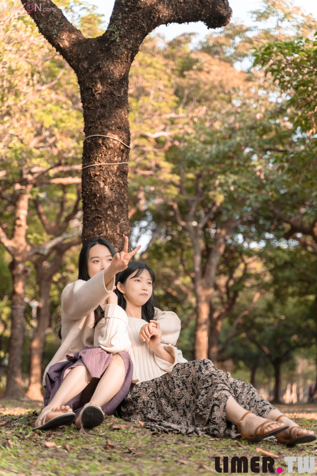 [Limerence原创] No.112 Mona x Cosima 大自然與足的親密接觸 (141 photos + 1 video)