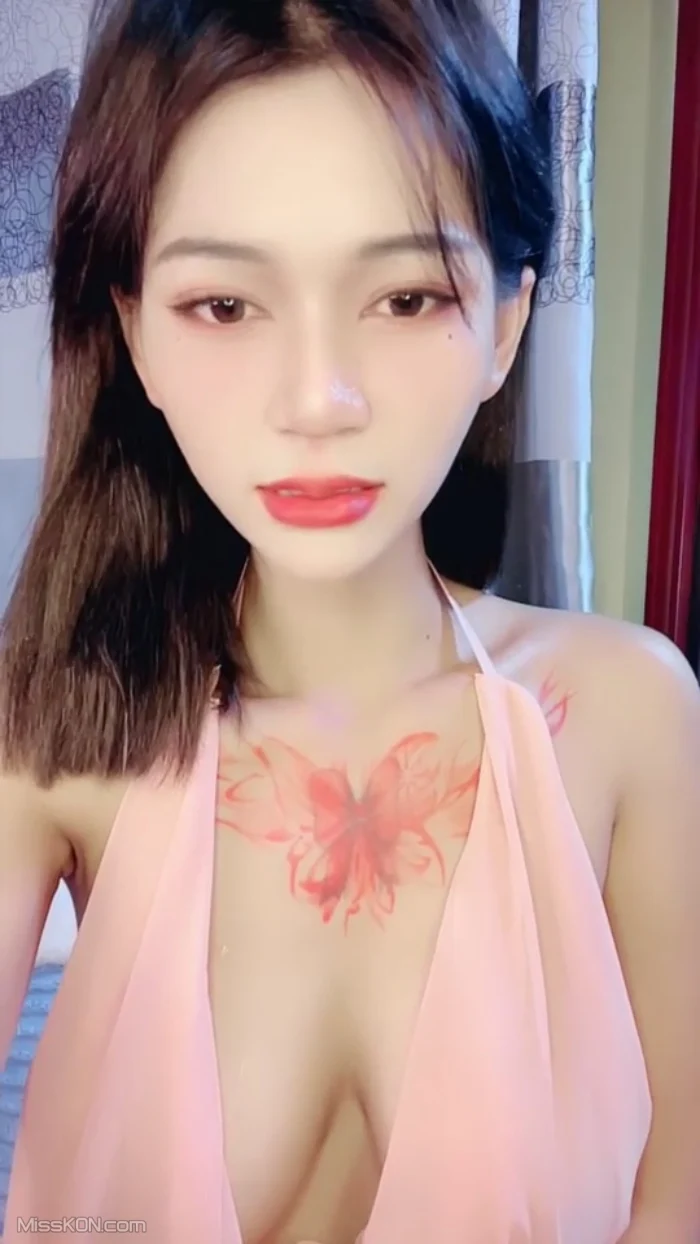 [OtherXXX] 高美丽: 巨乳少妇 看得真爽快 (30 photos + 2 videos)