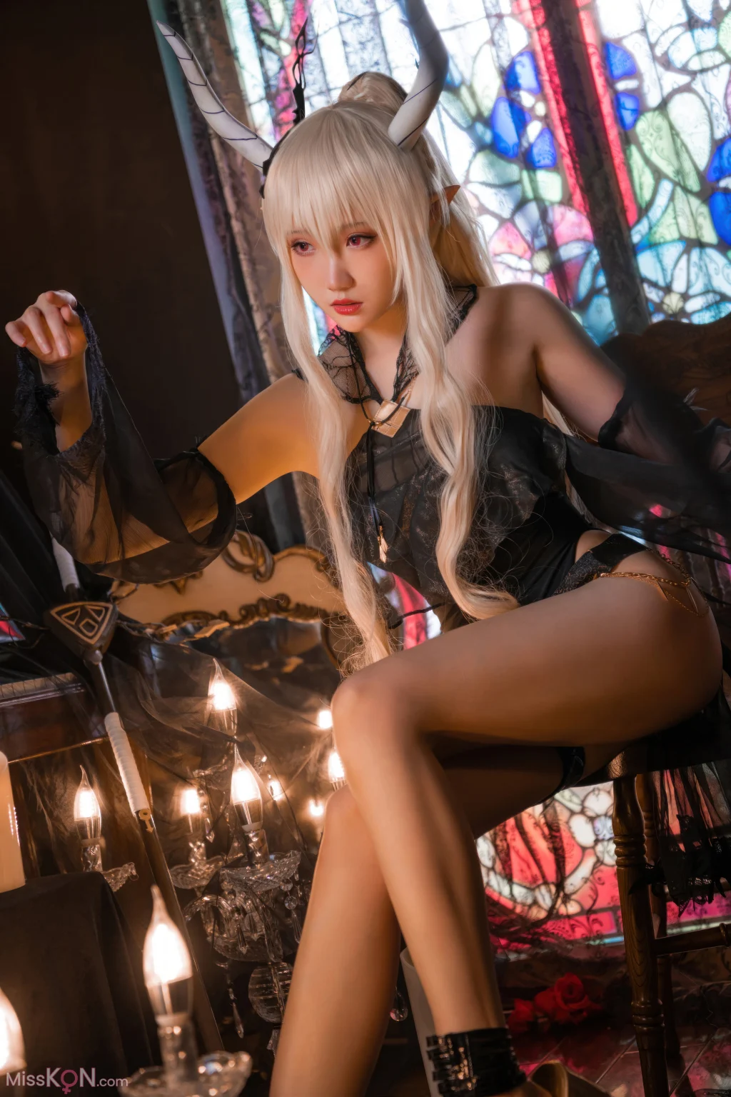 Coser@瓜希酱: 明日方舟 闪灵 泳装 (25 photos)