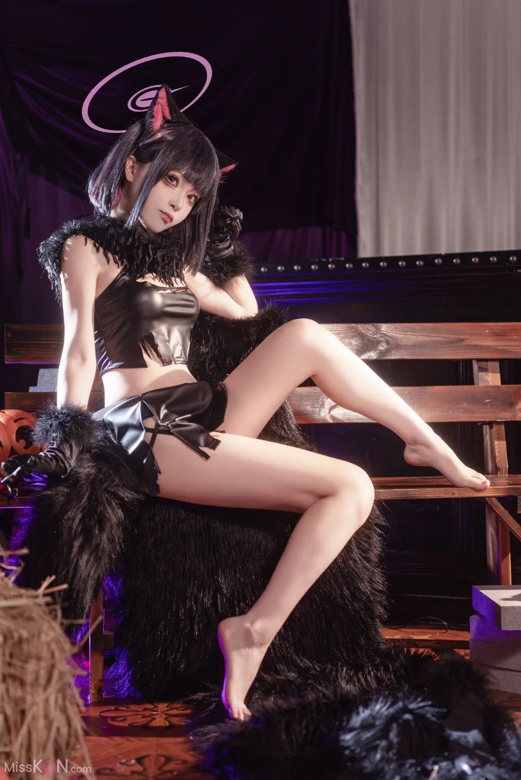 Coser@矢量鱼: 蔚蓝档案-杏山和纱万圣节 (34 photos)