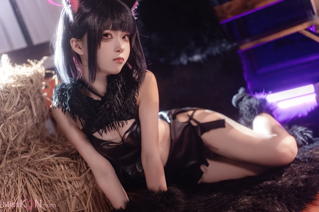 Coser@矢量鱼: 蔚蓝档案-杏山和纱万圣节 (34 photos) – Page 2