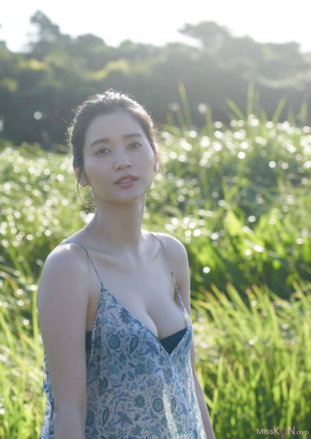 [JP] Arisa Deguchi (出口亞梨沙): ワニブックス デジタル写真集 「fantastic」 (80 photos) – Page 2