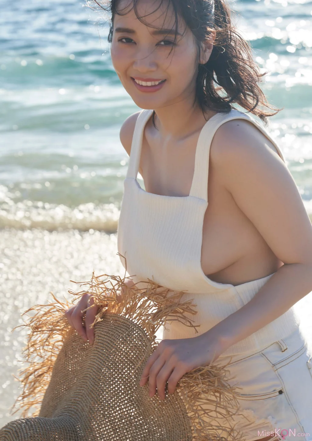[JP] Arisa Deguchi (出口亞梨沙): ワニブックス デジタル写真集 「fantastic」 (80 photos) – Page 3