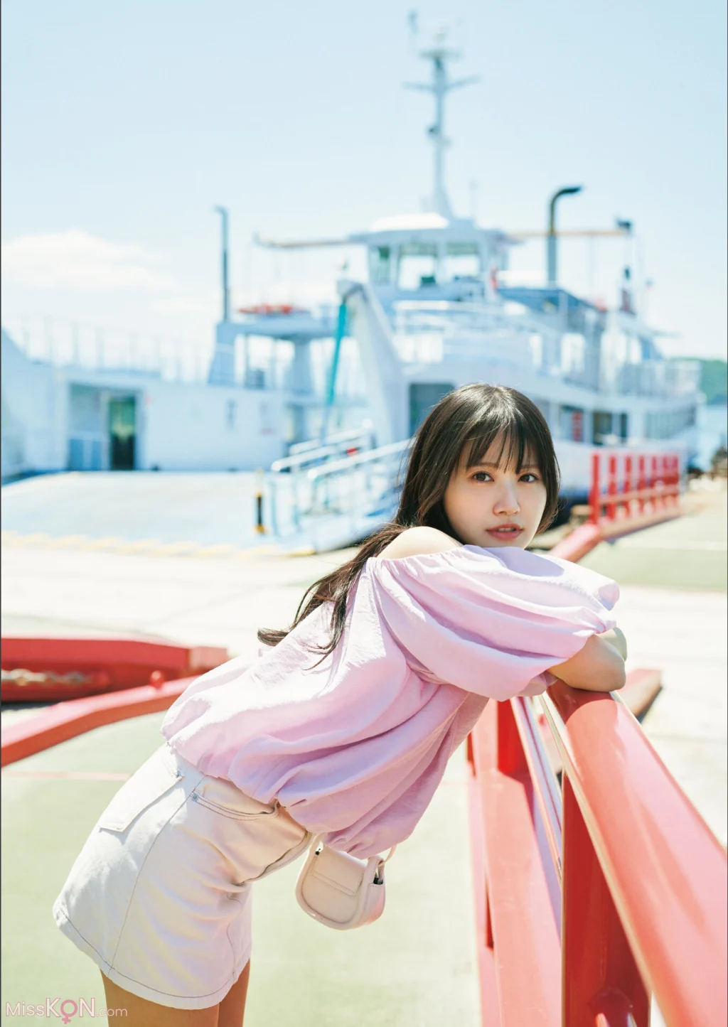 [JP] Mai Nakamura (中村舞): 【デジタル限定豪華版 42ページ増】STU48 中村舞 1st写真集 嫌いの反対 (156 photos)