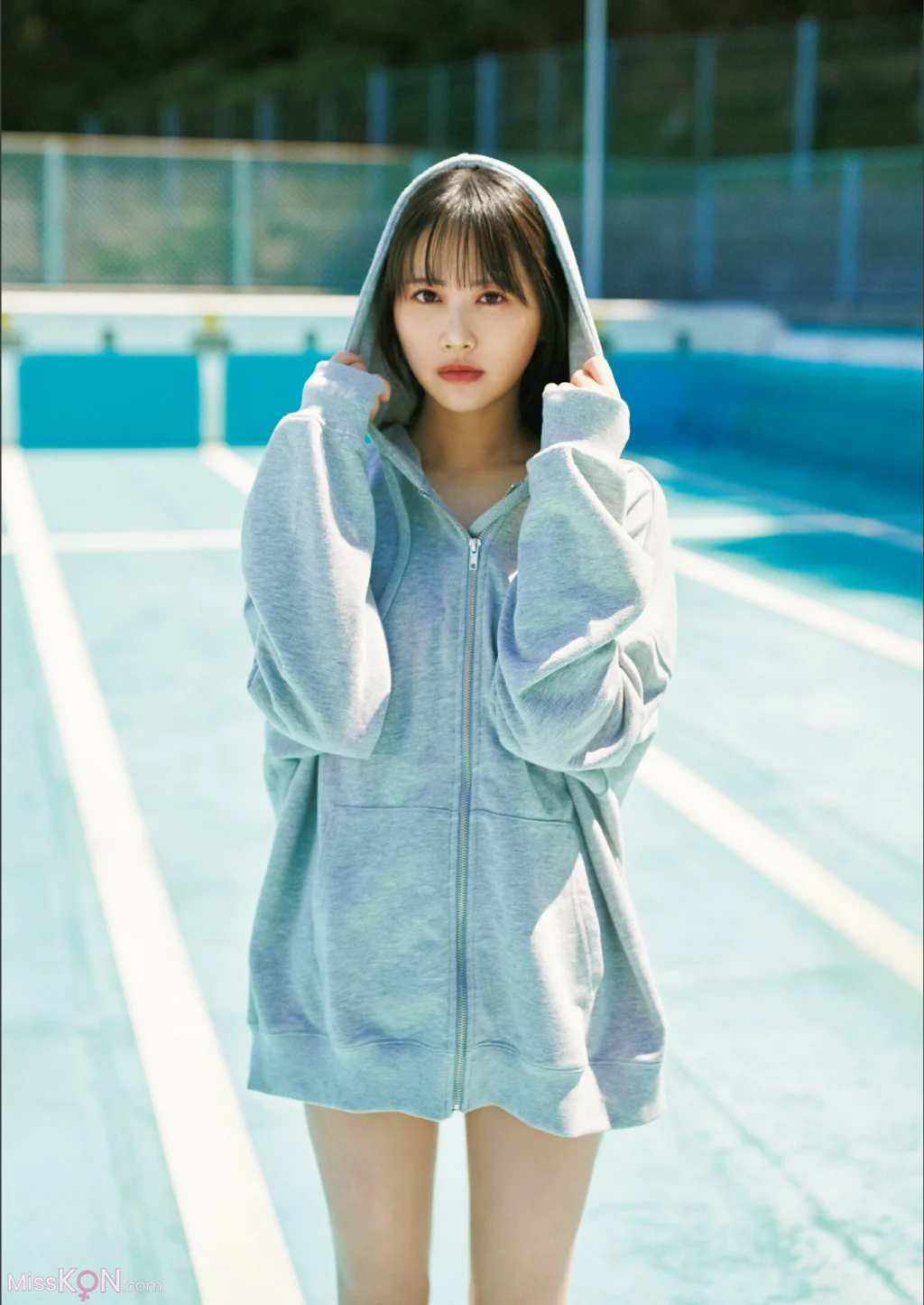 [JP] Mai Nakamura (中村舞): 【デジタル限定豪華版 42ページ増】STU48 中村舞 1st写真集 嫌いの反対 (156 photos) – Page 2