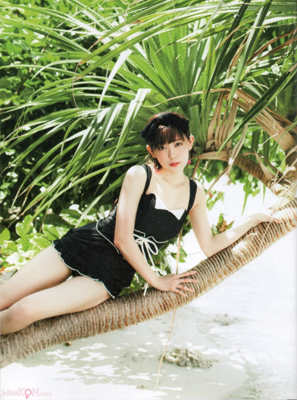 [JP] Miyuki Watanabe (渡辺美優紀): ファーストスタイルブック MILKY (160 photos)