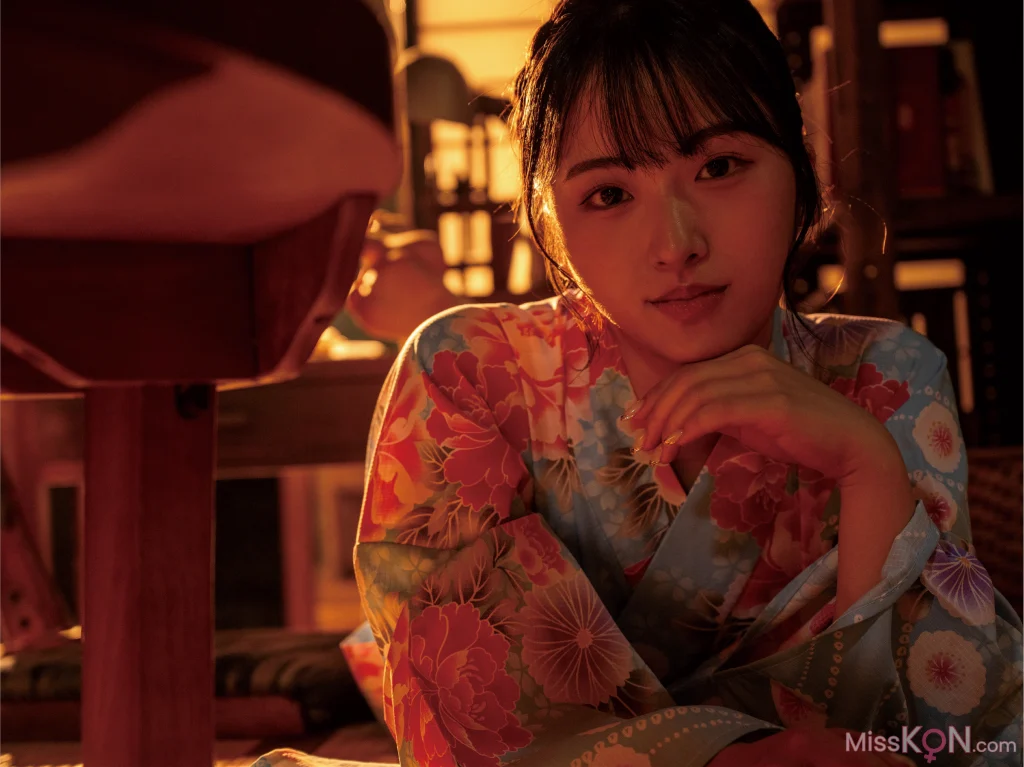 [JP] Nanami Nakamori (中森ななみ): グラビア写真集 36.9℃ サンジュウロクドキュウブ (39 photos) – Page 2