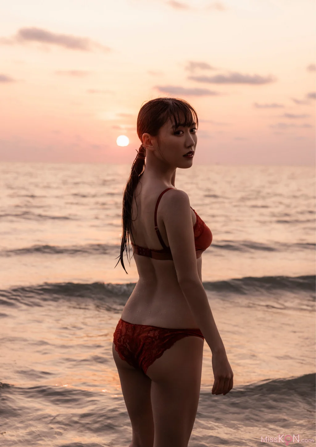 [JP] Reni Takagi (高城れに): 1st写真集「9 Kaw Another Edition」 (130 photos) – Page 3