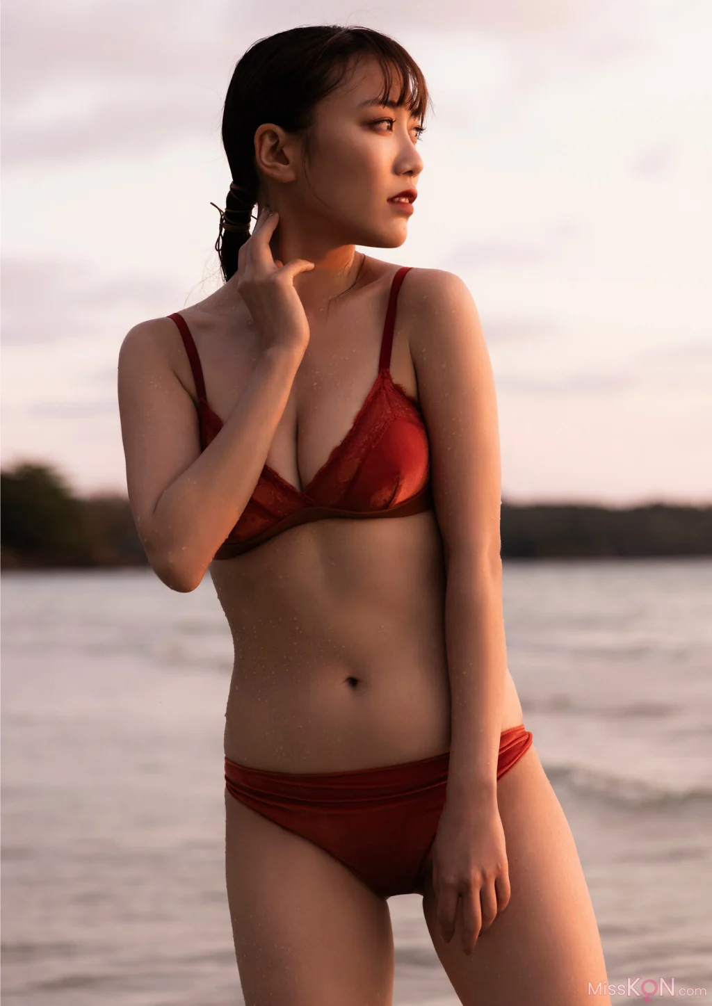 [JP] Reni Takagi (高城れに): 1st写真集「9 Kaw Another Edition」 (130 photos) – Page 3