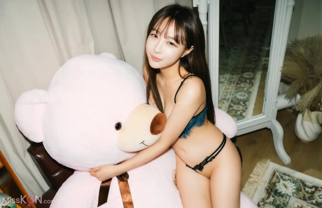 [AI Enhanced] [Moon Night Snap] Jucy (쥬시): Vol.415 Who Ate Panties (34 photos) – Page 3