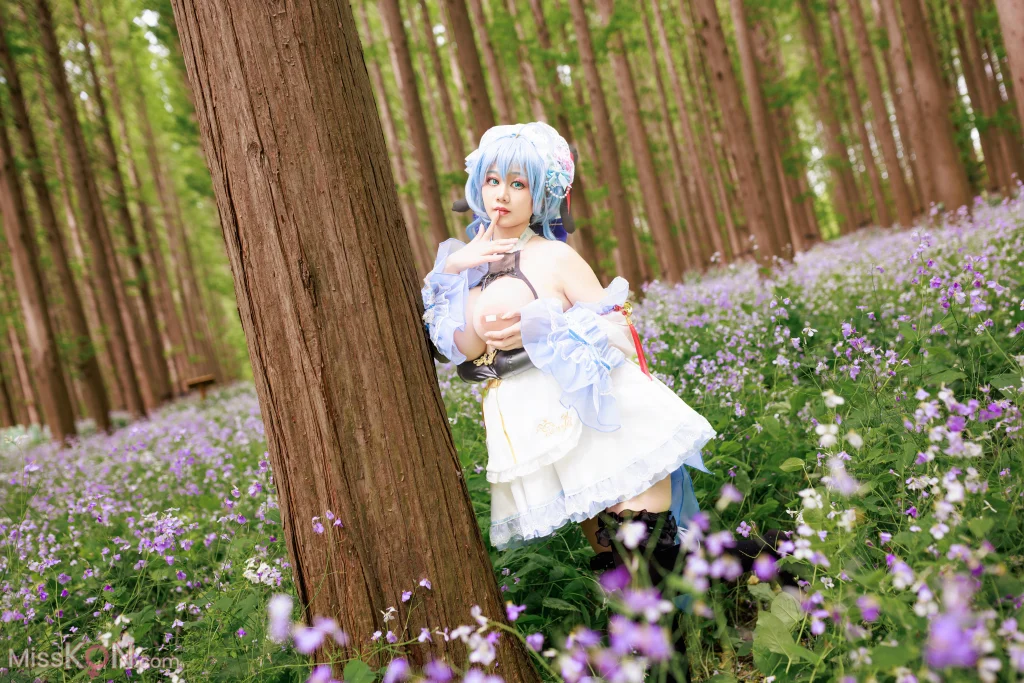 Coser@阿雪雪: 甘雨女仆 (99 photos + 6 videos) – Page 2